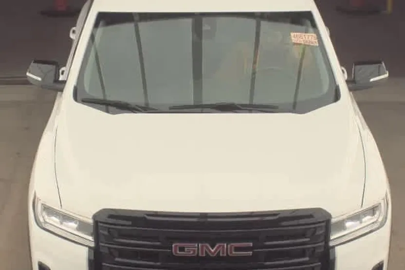 2023 Gmc Acadia SLE photo 1