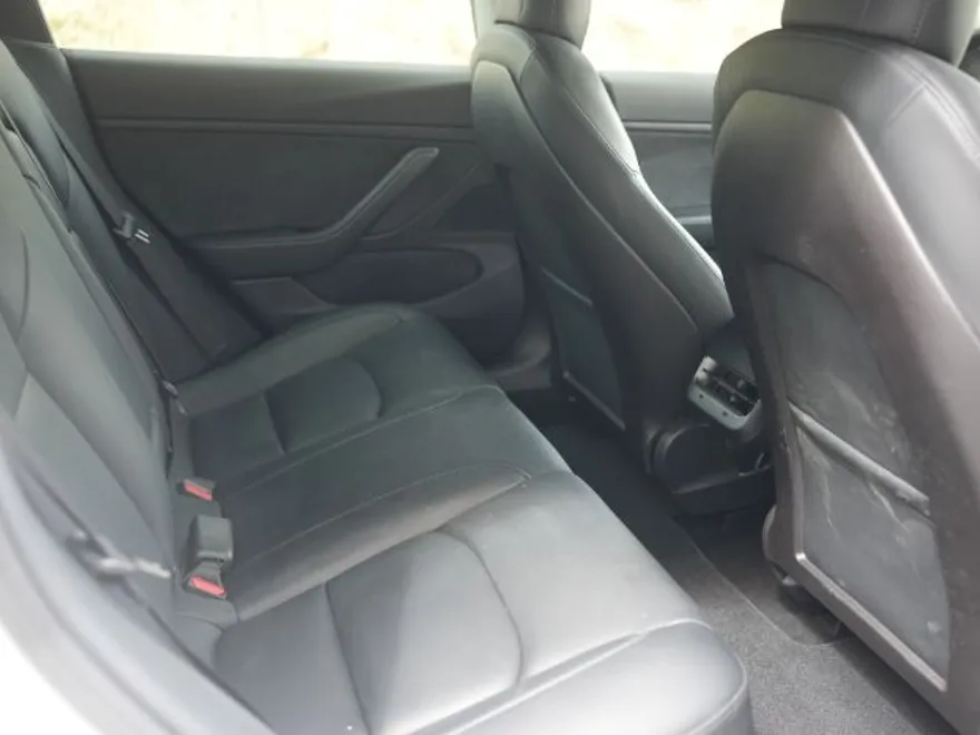 2020 Tesla Model 3 Performance photo 26