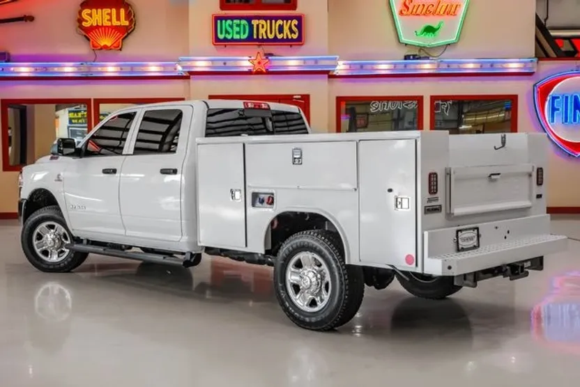 2022 Ram 3500 Tradesman photo 1