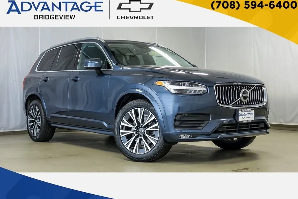 2022 Volvo XC90 T6 AWD Momentum photo 1