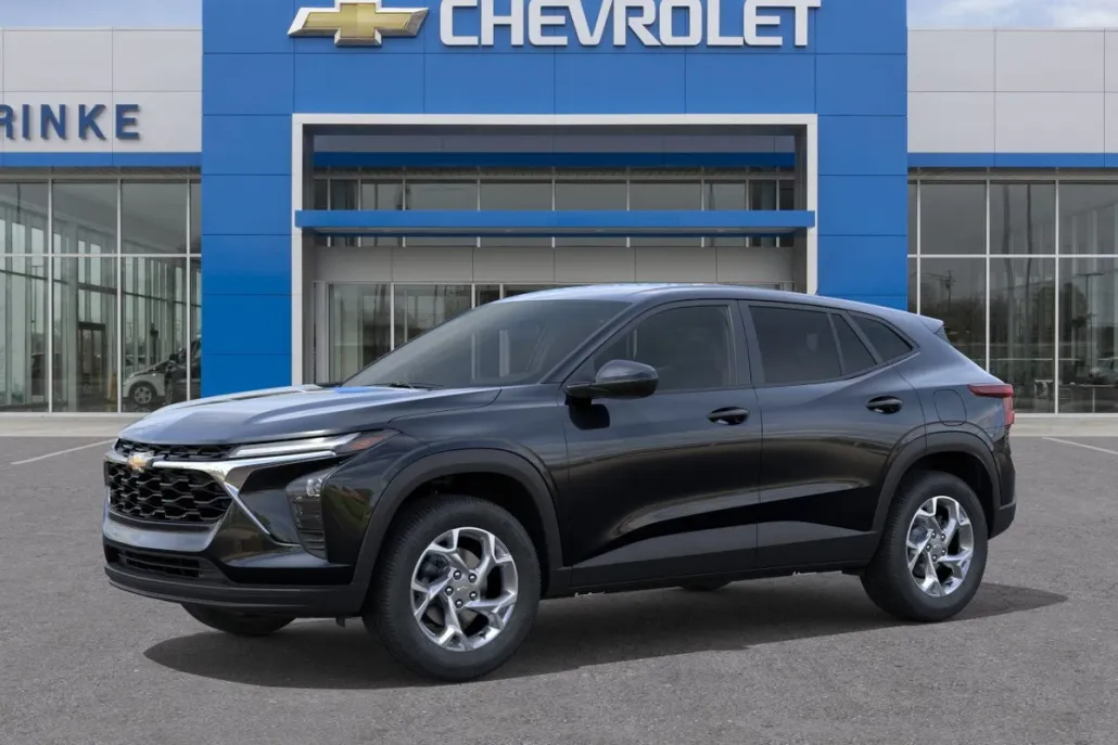 2026 Chevrolet Trax LS photo 1
