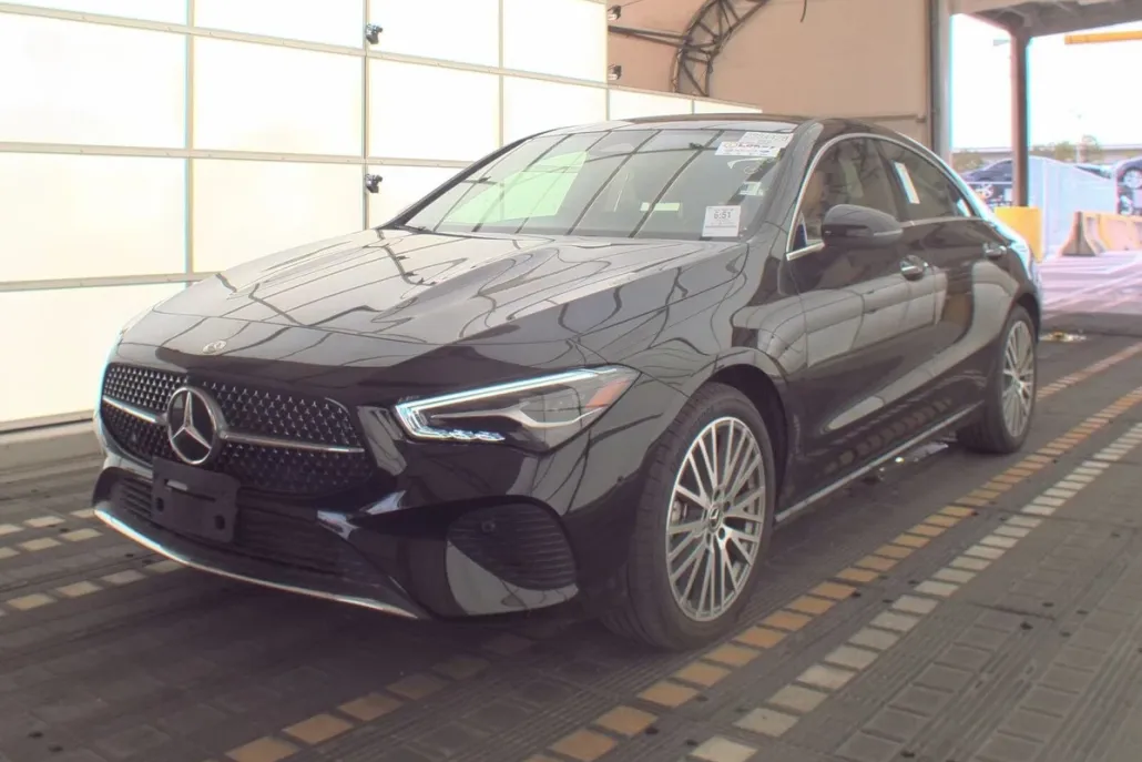 2025 Mercedes Benz CLA 250 photo 1