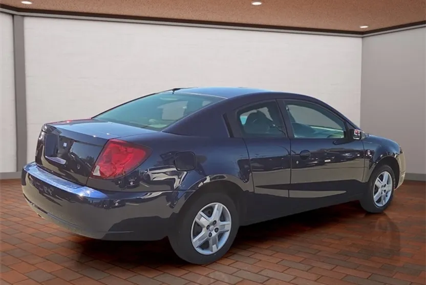 2007 Saturn Ion Sedan Level 2 photo 1
