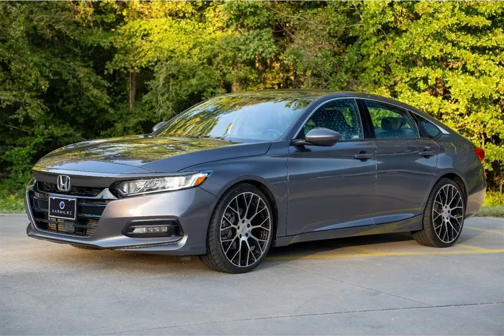 2020 Honda Accord Sport photo 1