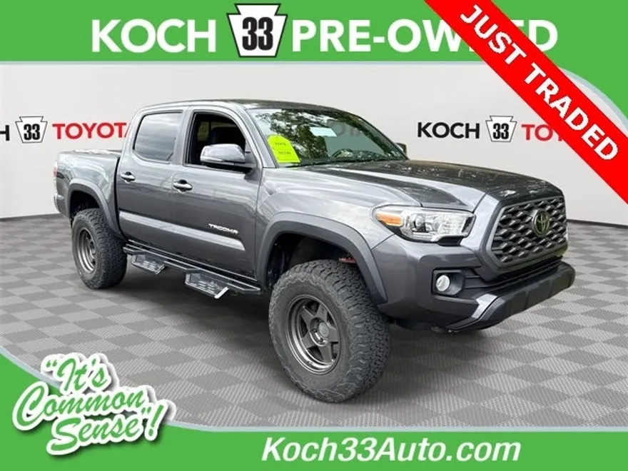 2021 Toyota Tacoma TRD Off-Road V6 photo 1