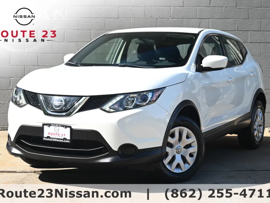 2019 Nissan Rogue Sport S photo 1
