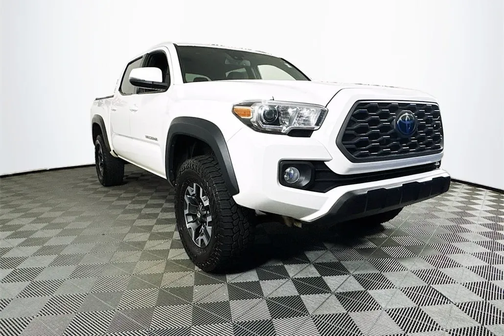2021 Toyota Tacoma TRD Off-Road photo 1