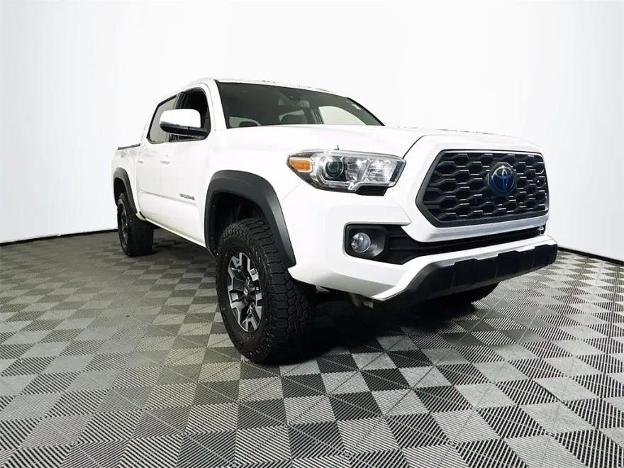 2021 Toyota Tacoma TRD Off-Road photo 1