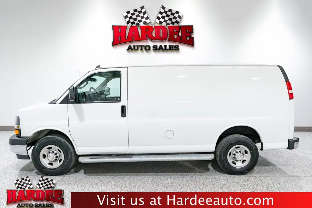 2023 Chevrolet Express Cargo Van Base photo 1