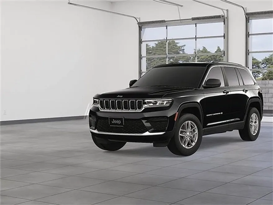 2025 Jeep Grand Cherokee Laredo photo 1