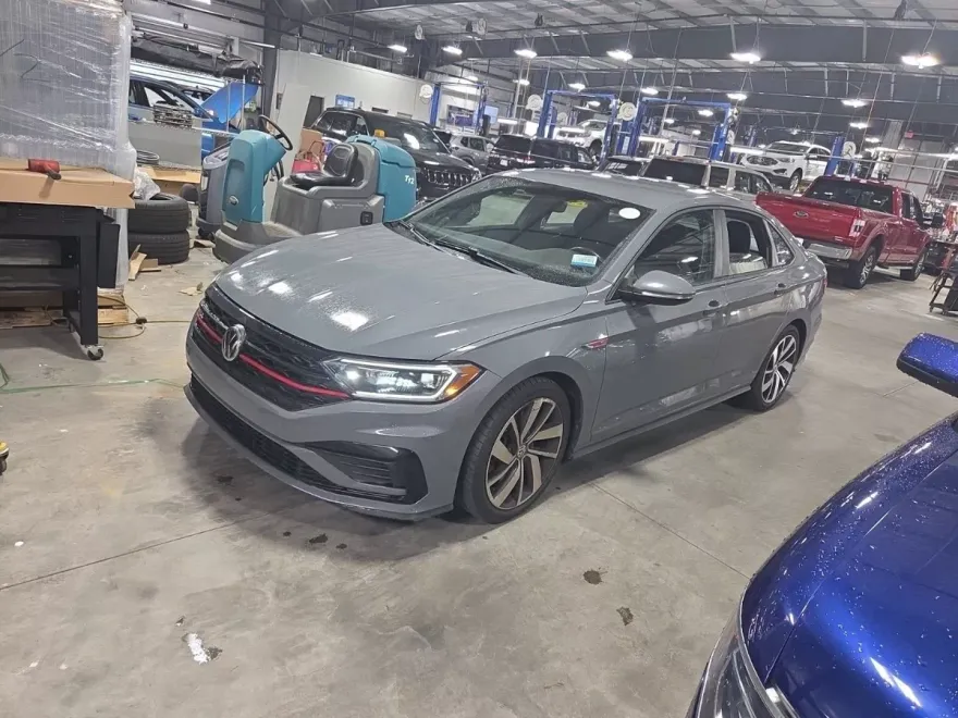 2019 Volkswagen Jetta GLI 2.0T S photo 1