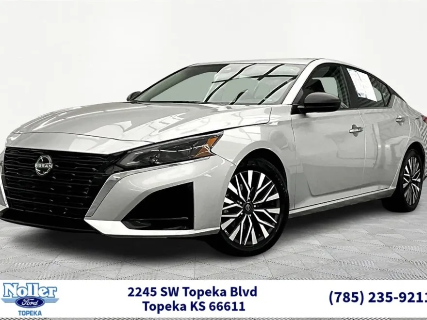 2024 Nissan Altima 2.5 SV photo 1