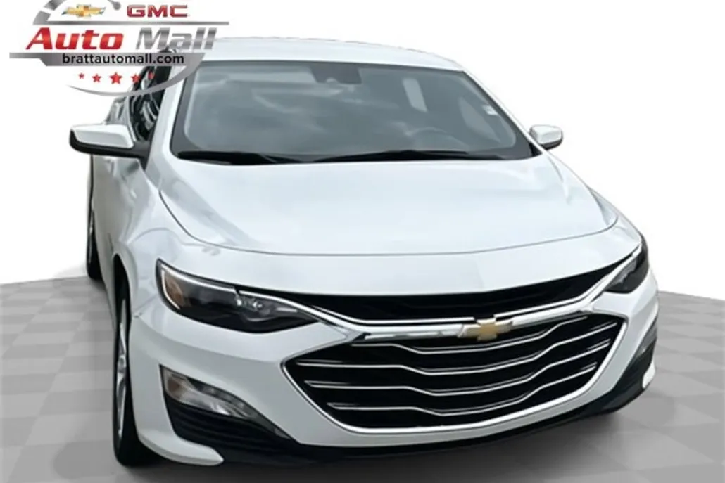 2023 Chevrolet Malibu 1LT photo 1