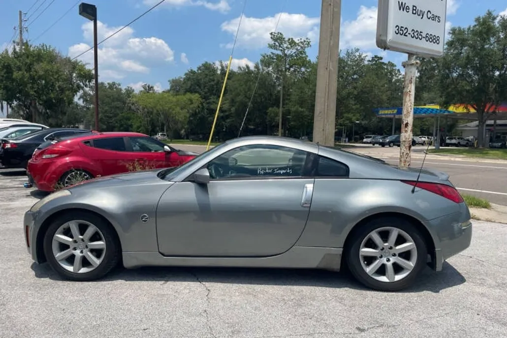 2004 Nissan 350Z photo 1