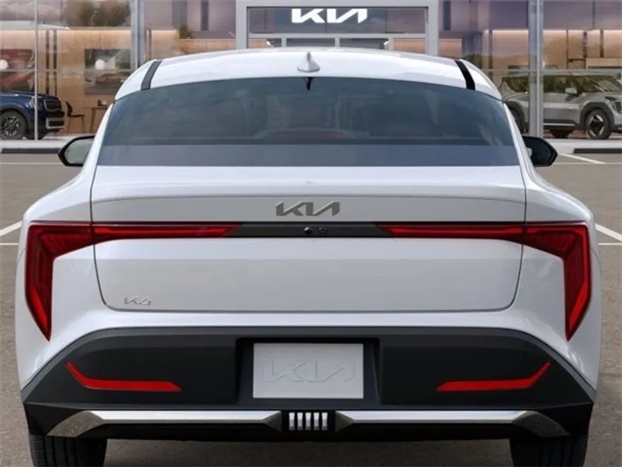 2025 Kia K4 EX photo 12