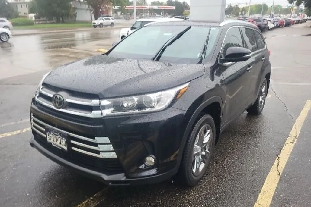 2018 Toyota Highlander Limited photo 1