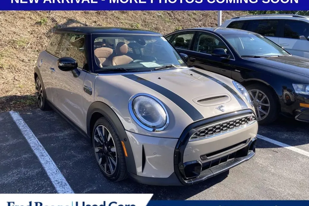 2023 Mini Cooper 2 Door Hardtop S photo 1