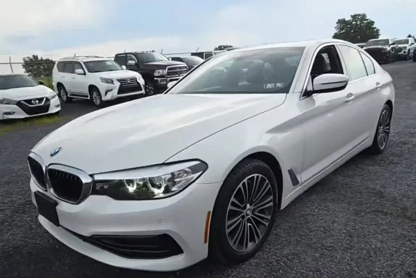 2019 Bmw 530i xDrive Sedan photo 1