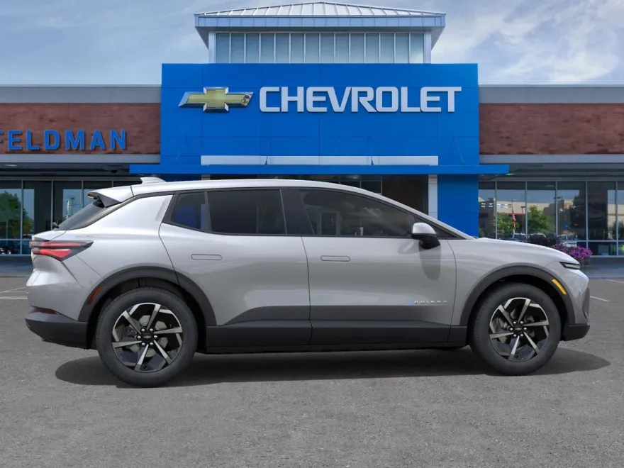 2026 Chevrolet Equinox EV 1LT photo 1