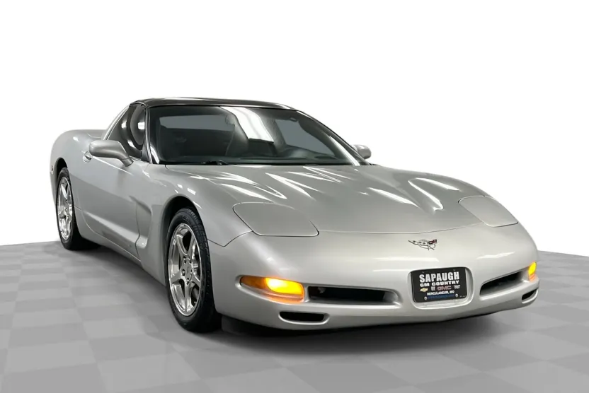 2003 Chevrolet Corvette photo 1