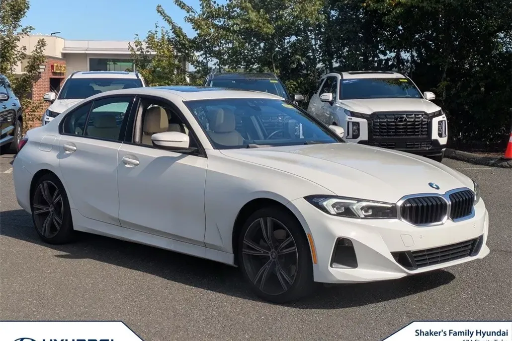 2023 Bmw 330i xDrive Sedan photo 1