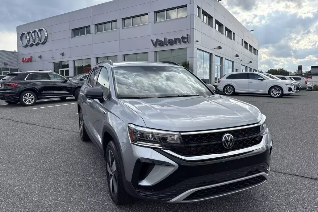 2024 Volkswagen Taos S photo 1