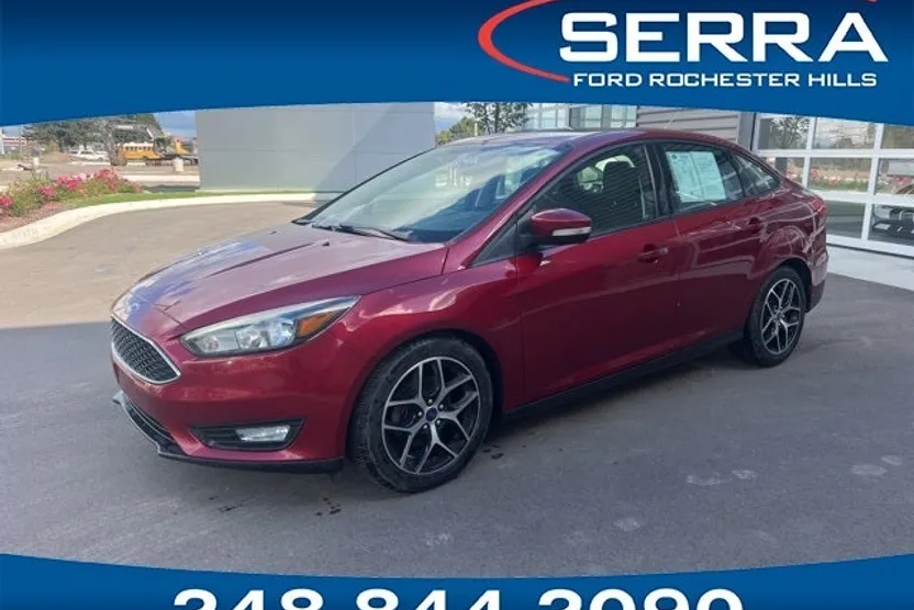 2017 Ford Focus SEL photo 1