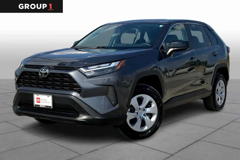 2025 Toyota RAV4 LE photo 1