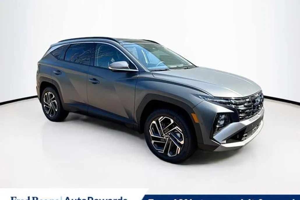 2025 Hyundai Tucson Limited photo 1