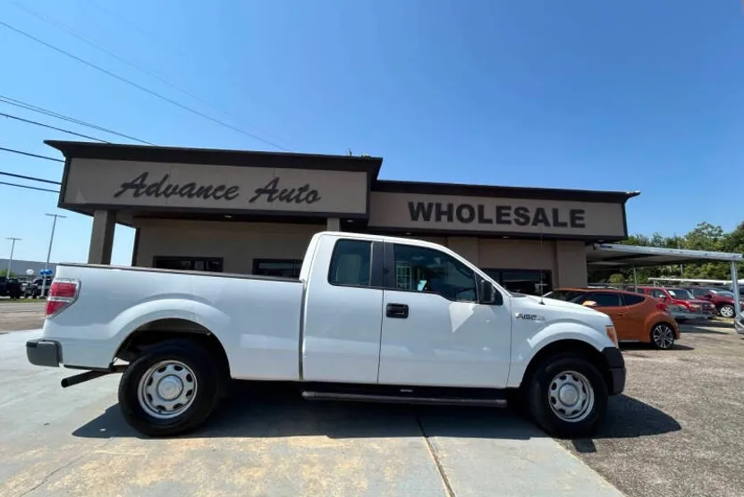 2013 Ford F-150 XL photo 1