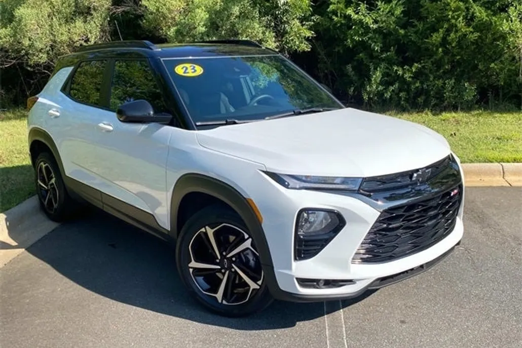 2023 Chevrolet Trailblazer RS photo 1