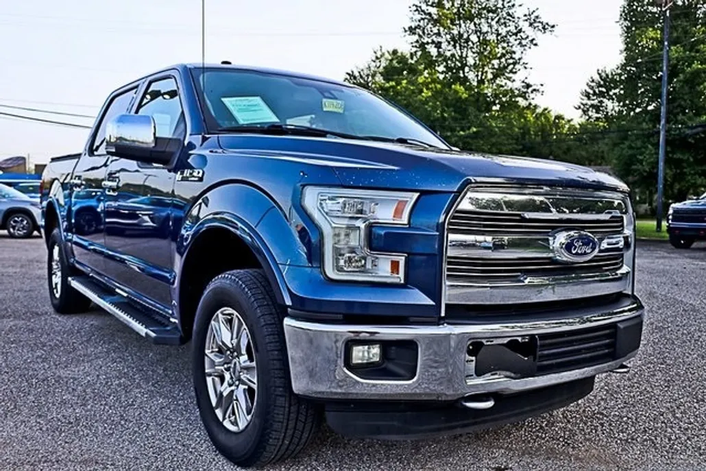 2016 Ford F-150 Lariat photo 1