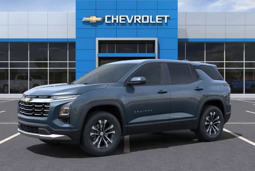 2026 Chevrolet Equinox LT photo 1