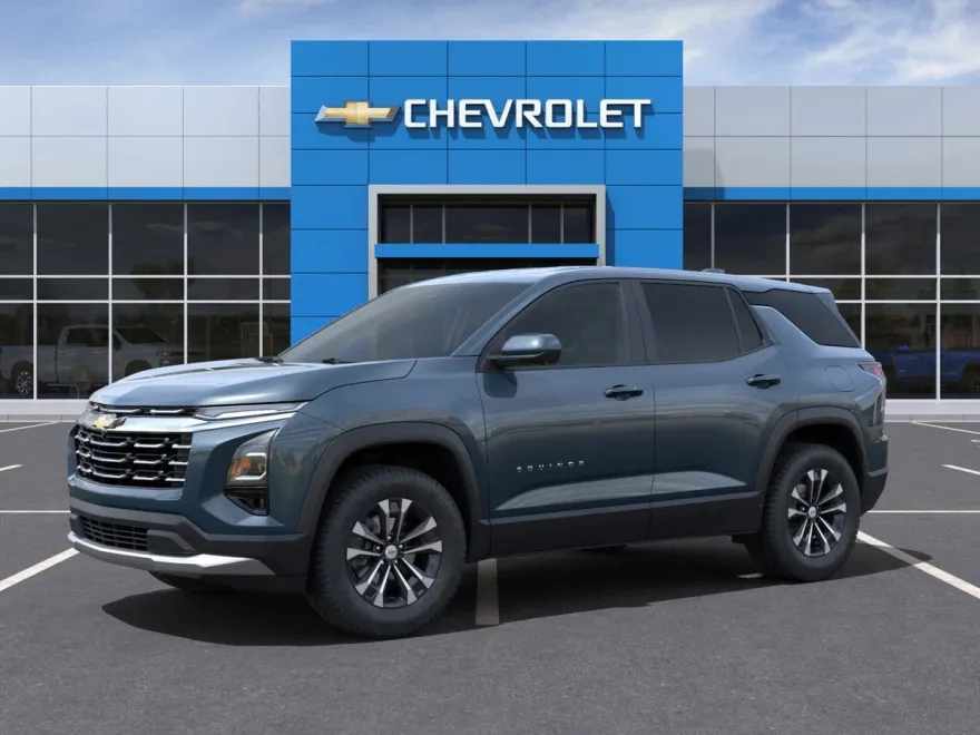 2026 Chevrolet Equinox LT photo 1