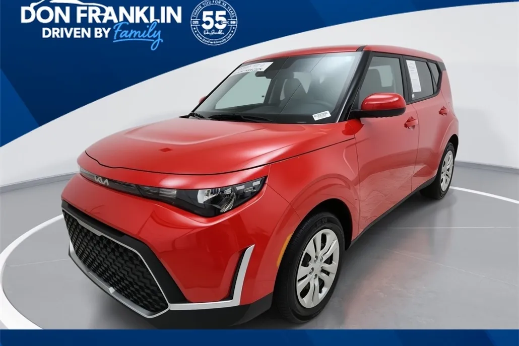 2024 Kia Soul LX photo 1