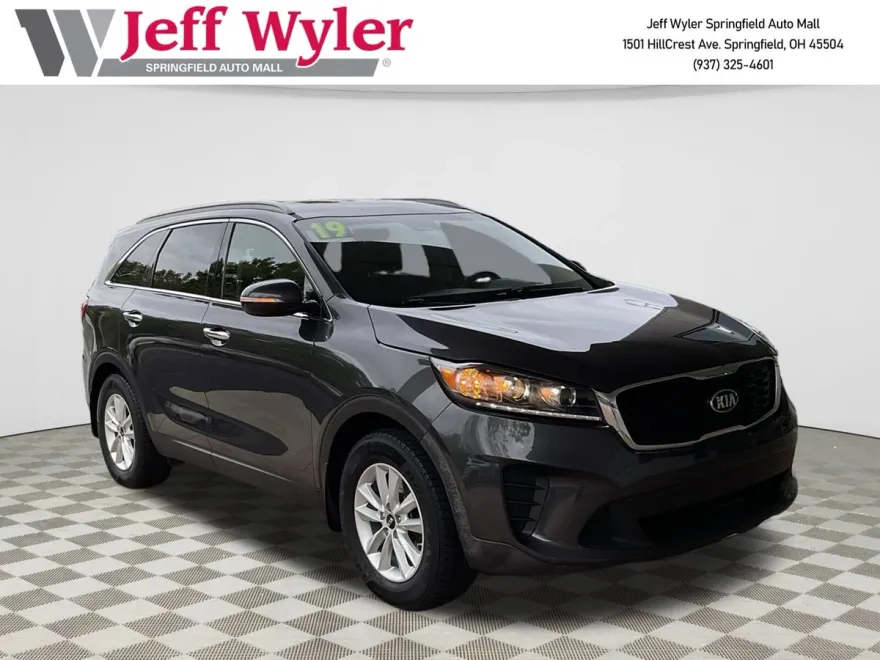 2019 Kia Sorento LX photo 1