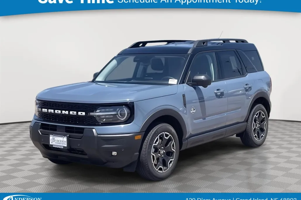 2025 Ford Bronco Sport Outer Banks photo 1