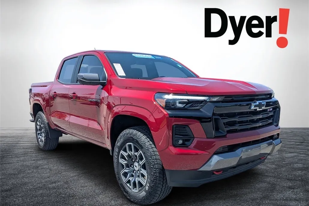 2025 Chevrolet Colorado Z71 photo 1