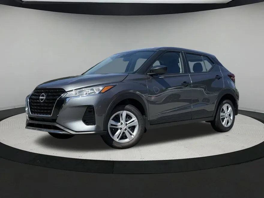 2025 Nissan Kicks Play S photo 1