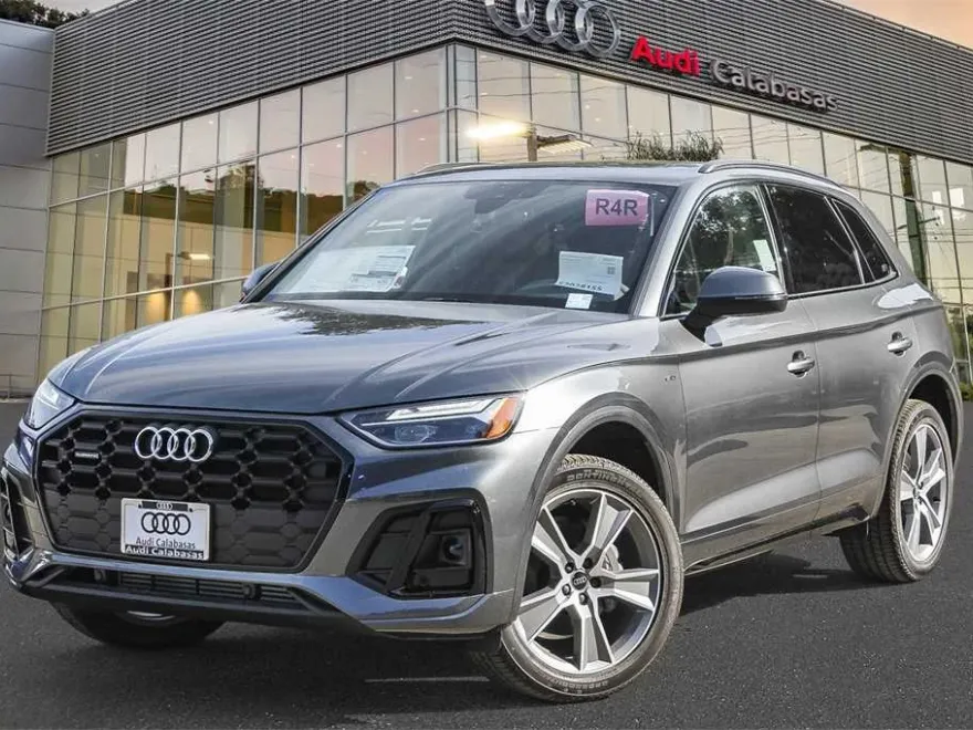 2025 Audi Q5 S line Premium photo 1