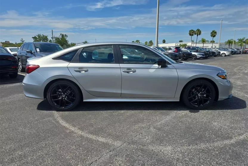 2026 Honda Civic Sport photo 1