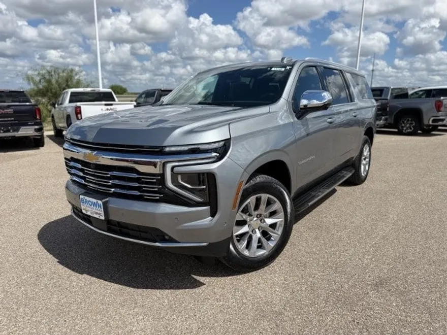2026 Chevrolet Suburban Premier photo 1