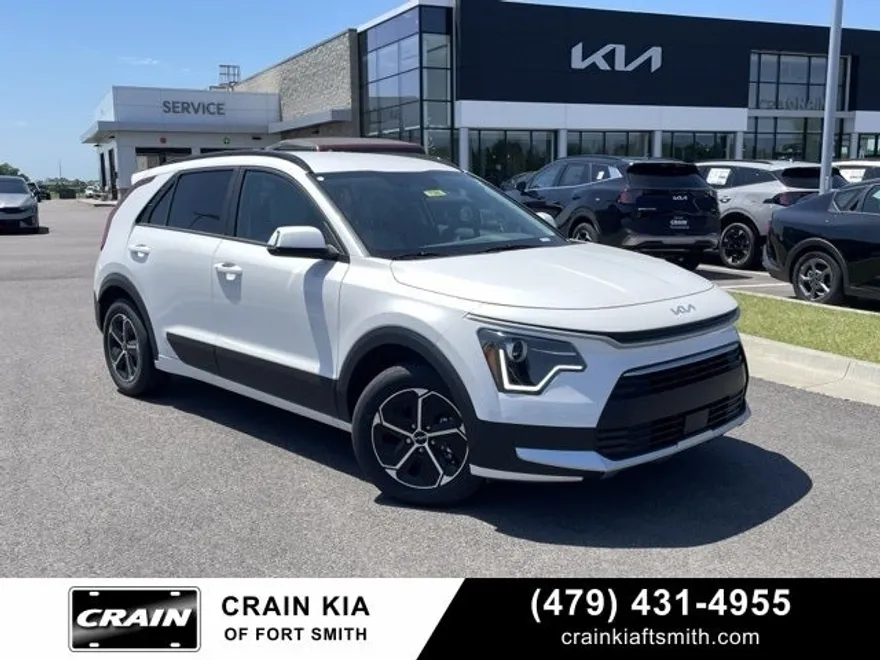 2025 Kia Niro EX photo 1