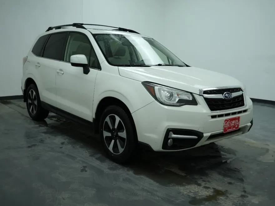 2017 Subaru Forester 2.5i Limited photo 1