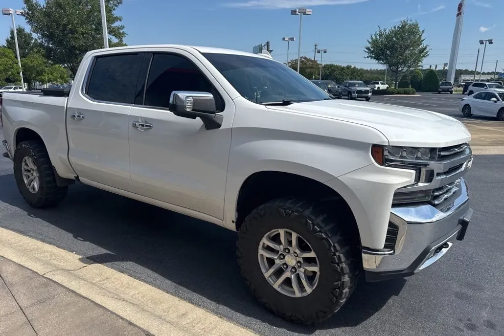 2019 Chevrolet Silverado 1500 LTZ photo 1
