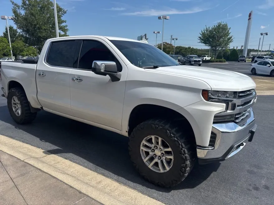 2019 Chevrolet Silverado 1500 LTZ photo 1