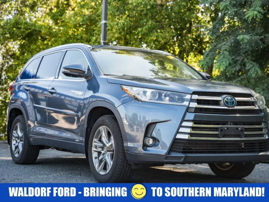 2019 Toyota Highlander Hybrid photo 1