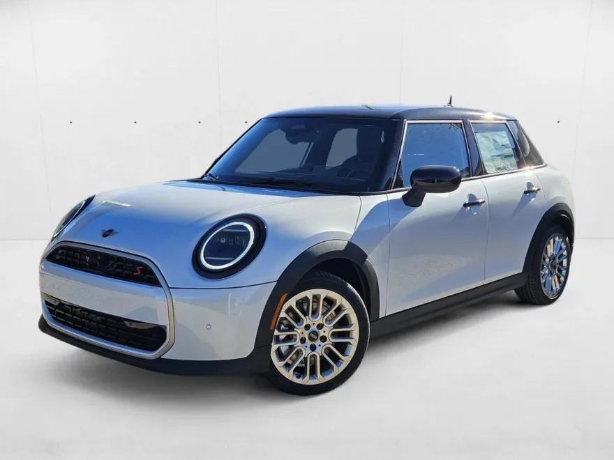 2025 Mini Cooper 4 Door Hardtop S photo 1