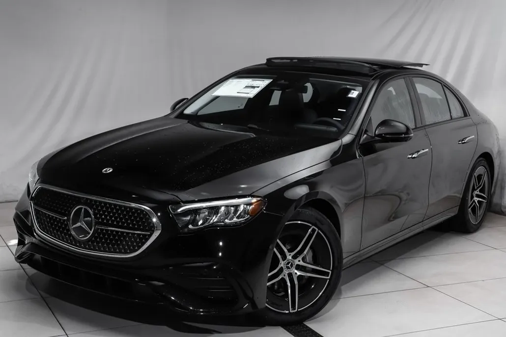 2025 Mercedes Benz E 350 4MATIC Sedan photo 1