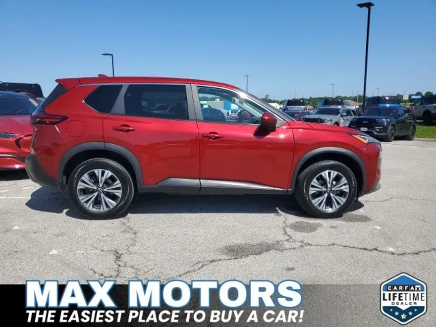 2023 Nissan Rogue SV photo 1